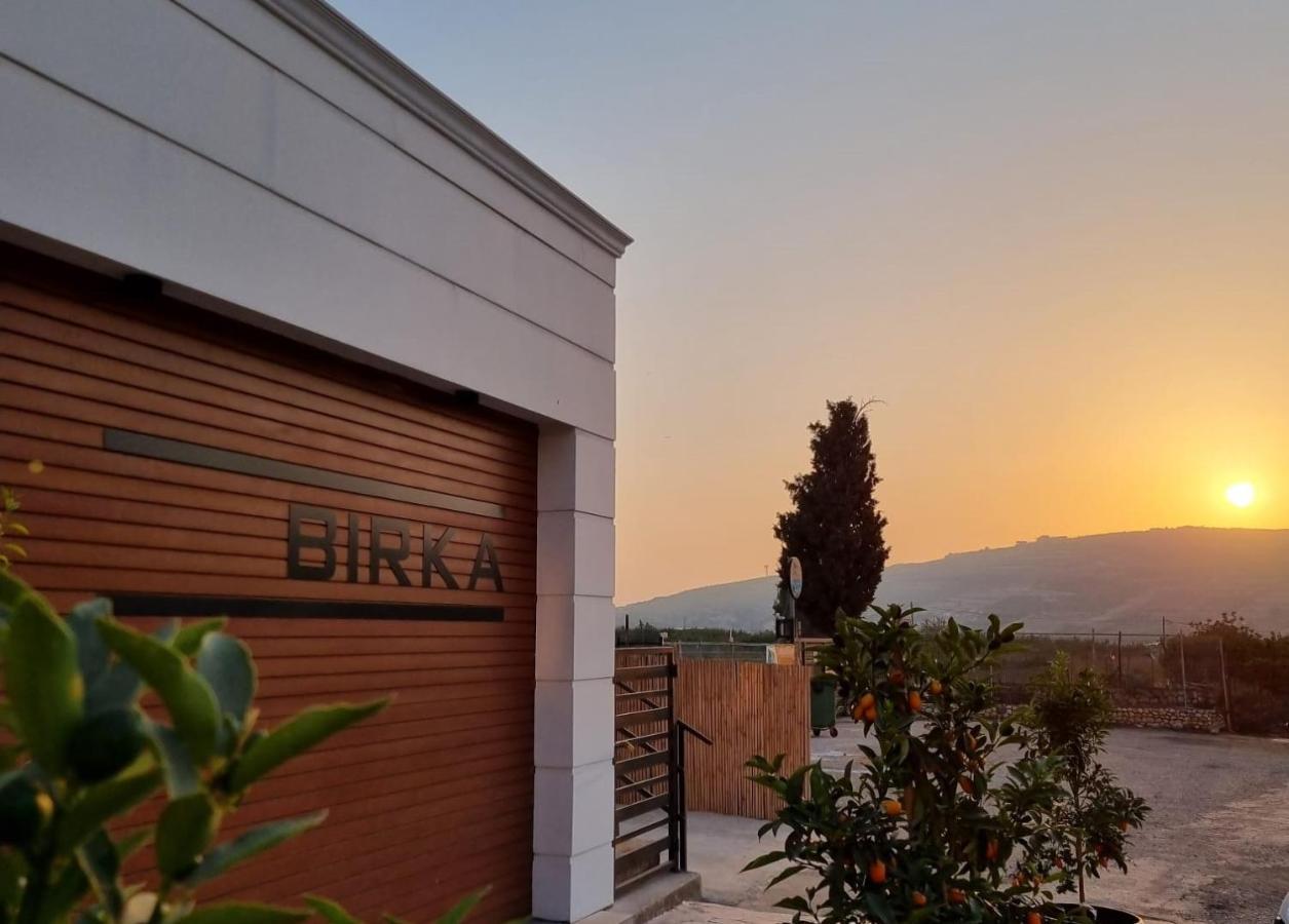 Birka סוויטות נופש על גדות בריכת רם רמת הגולן Apartment Mas'ada Exterior photo